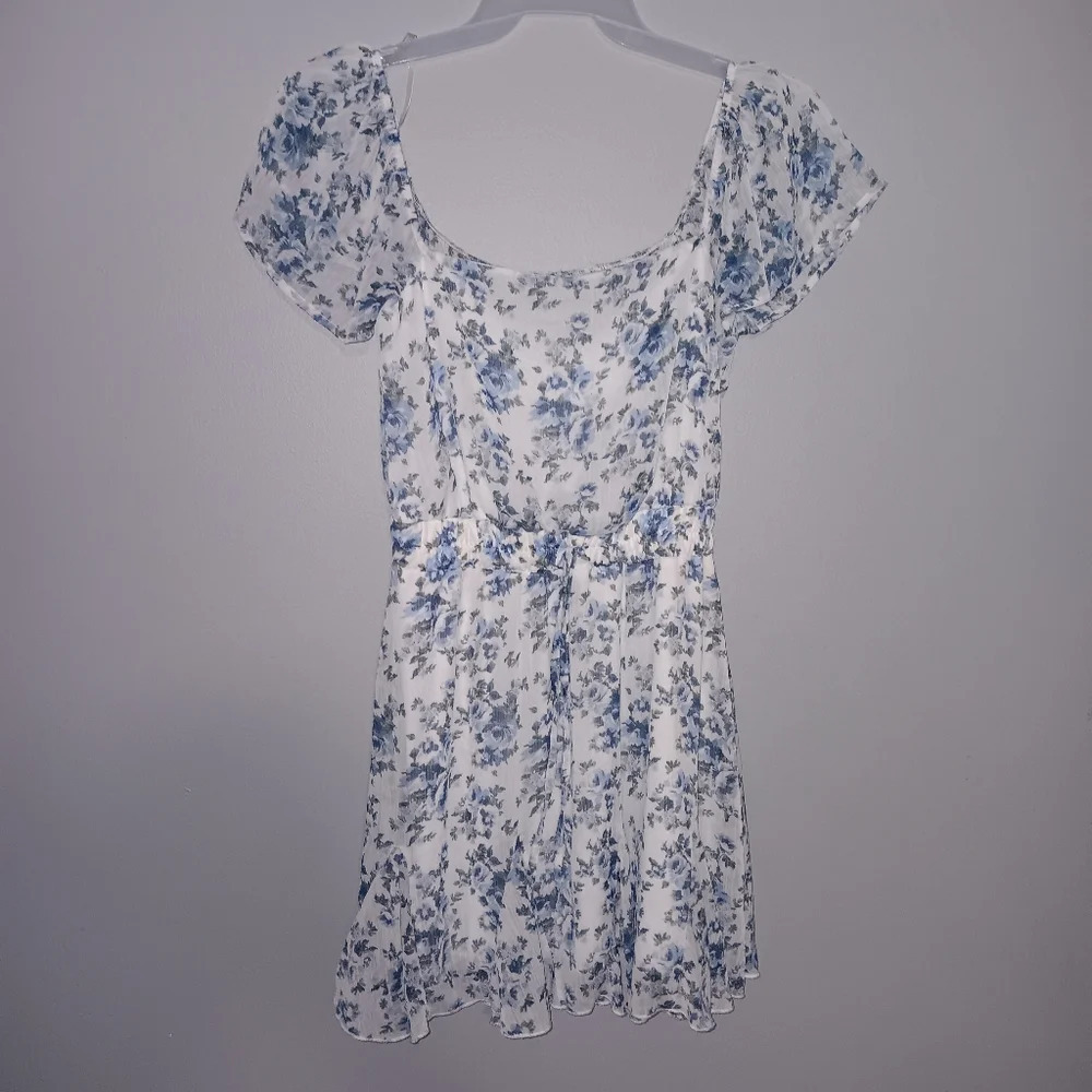 Trixxi girl's dress blue and white size large